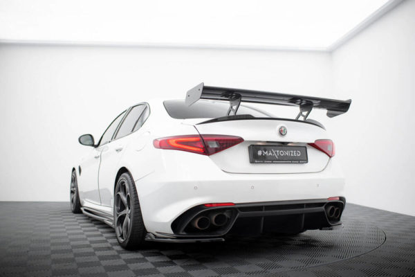 Hiilikuituspoileri Alfa Romeo Giulia Quadrifoglio, Maxton-3