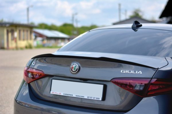 Spoiler Cap Alfa Romeo Giulia-3